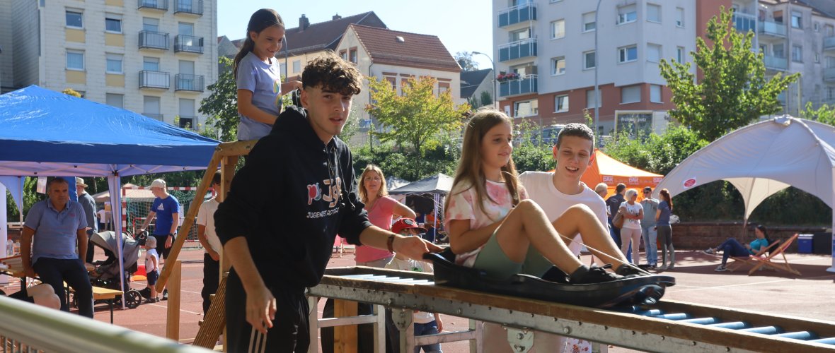 Die Rollenrutsche beim Kinderspieltag