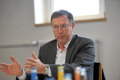 Journalist Klaus Scherer Journalist Klaus Scherer