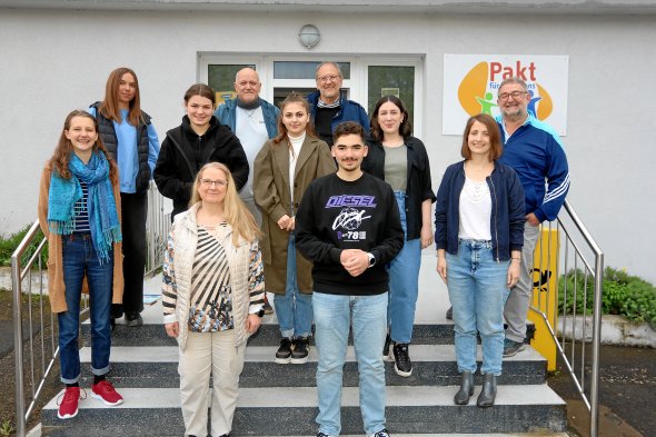 Das Schlagzeilen-Team Das Schlagzeilen-Team