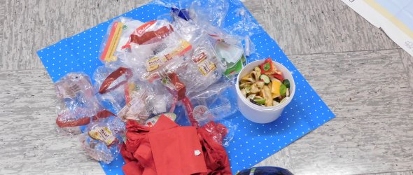 Müll beim Klimafrühstück Müll beim Klimafrühstück