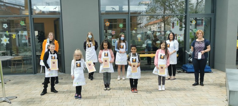 Teilnehmer und Team bei den LeckerSchmecker-Detektiven Teilnehmer und Team bei den LeckerSchmecker-Detektiven